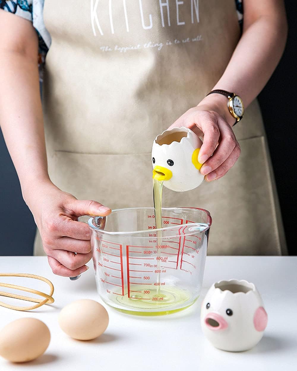 Decorative chicken egg separator for home baking preparation